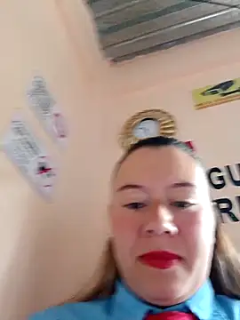 Snapshot of Hannah-colx chatting on 05-11-26, 03:29 Hannah-colx online show from 05-11-26, 03:29