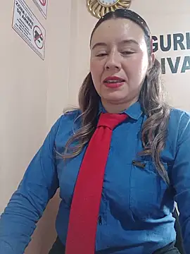 Snapshot of Hannah-colx chatting on 05-24-26, 03:50 Hannah-colx online show from 05-24-26, 03:50