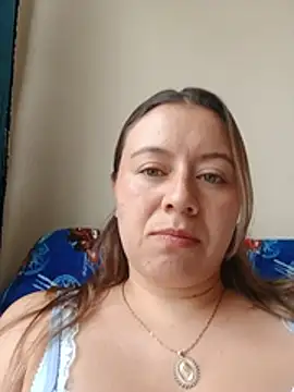 Snapshot of Hannah-colx chatting on 07-01-26, 02:51 Hannah-colx online show from 07-01-26, 02:51
