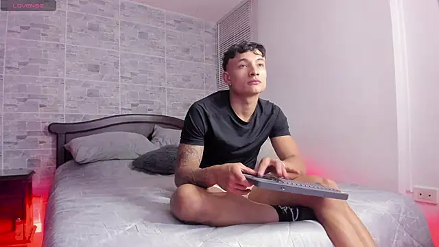 DavisFirb online show from 11-22-25, 03:05