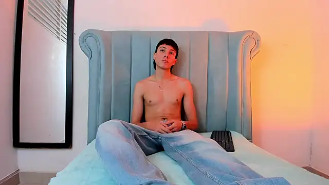 LittleDanny  online show from 03-13-26, 03:40