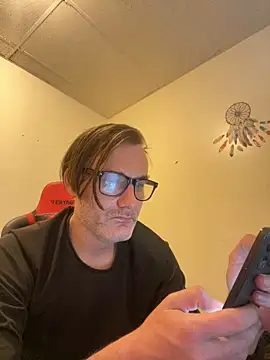 Snapshot of NicPolaris chatting on 04-05-26, 03:53 NicPolaris online show from 04-05-26, 03:53