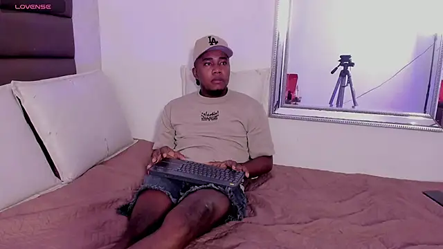 Duo69Sexual online show from 10-04-25, 07:34