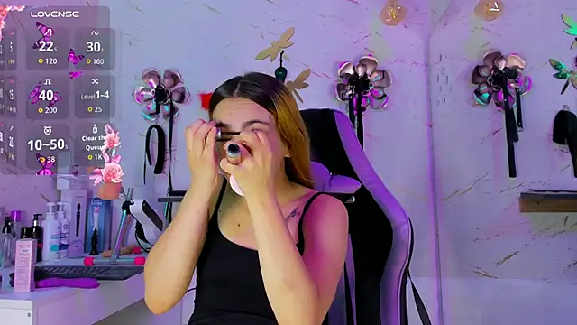 Natasha-Adams online show from 04-21-26, 09:17