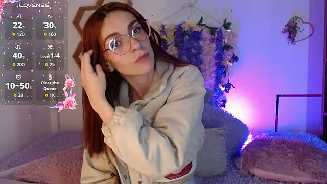 AuroraHans1 online show from 07-11-26, 01:52