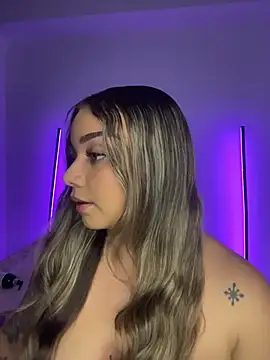 AnnyLopezzz  online show from 10-30-25, 04:36