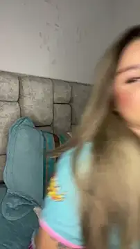 AnnyLopezzz  online show from 11-21-25, 05:50