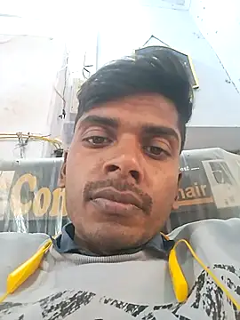 Snapshot of parmila203 chatting on 02-06-26, 07:45 parmila203 online show from 02-06-26, 07:45