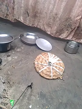 Snapshot of parmila203 chatting on 02-20-26, 01:57 parmila203 online show from 02-20-26, 01:57