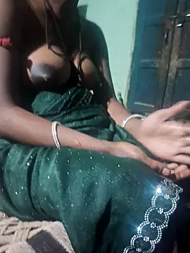 parmila203 online show from 04-28-26, 05:18