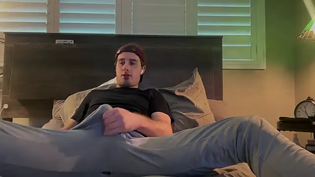 Snapshot of Matttsohot chatting on 10-12-25, 05:56 Matttsohot online show from 10-12-25, 05:56