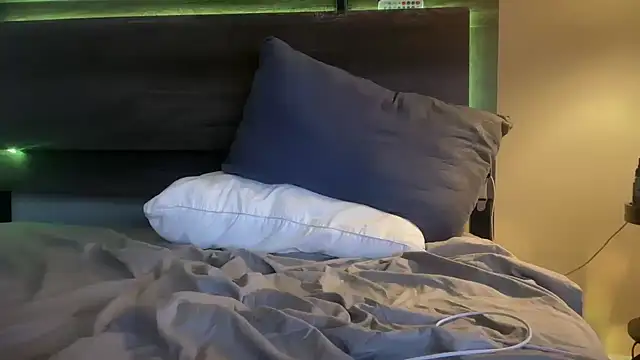 Snapshot of Matttsohot chatting on 01-14-26, 05:46 Matttsohot online show from 01-14-26, 05:46