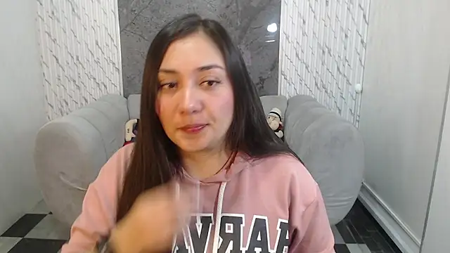 Ivony18 b online show from 11-05-25, 03:17