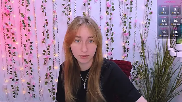 Snapshot of beauty_ginger_ chatting on 09-18-25, 01:02 beauty ginger  online show from 09-18-25, 01:02