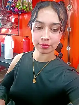 Snapshot of Sol_Sunny chatting on 06-06-26, 09:41 Sol Sunny online show from 06-06-26, 09:41