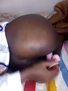 Snapshot of Ajwido chatting on 11-03-25, 12:28 Ajwido online show from 11-03-25, 12:28