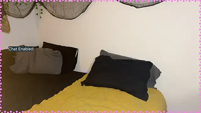 Trixie luv1 online show from 02-11-26, 09:14