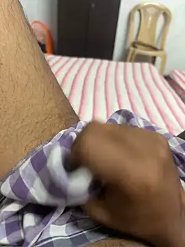 usermood2000 online show from 01-07-26, 06:27