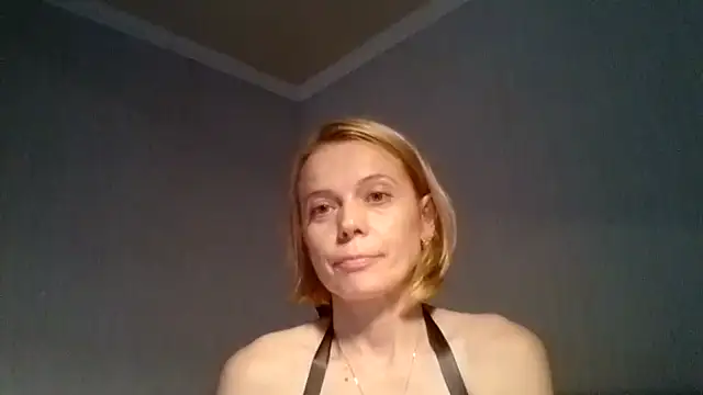 LiluXRose online show from 10-07-25, 12:46