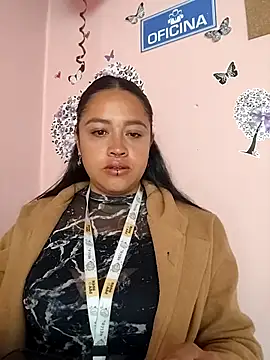 Snapshot of -Mia1 chatting on 09-22-25, 02:52 -Mia1 online show from 09-22-25, 02:52