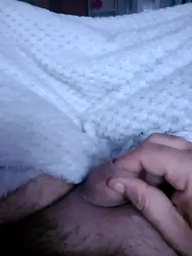 bajoderx585Oregano online show from 11-23-25, 06:35