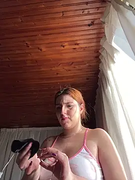 CoraVibes online show from 03-20-26, 11:59