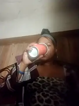 Ladiv33 online show from 11-06-25, 05:36