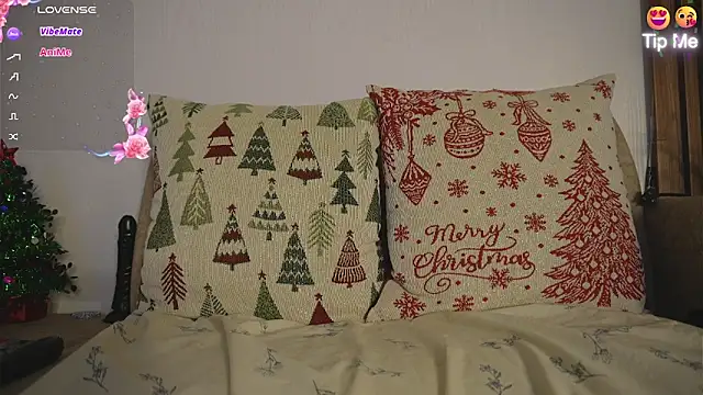 Roxybeautyy online show from 11-10-25, 09:30