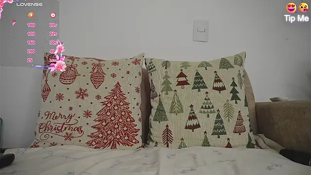 Roxybeautyy online show from 02-20-26, 09:21