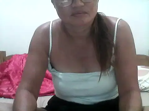 Snapshot of nathalie0045 chatting on 07-20-26, 11:18 nathalie0045 online show from 07-20-26, 11:18