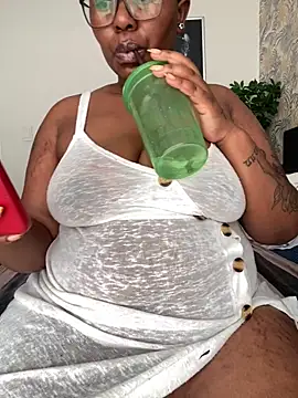 fatpussydallx online show from 04-20-26, 11:46