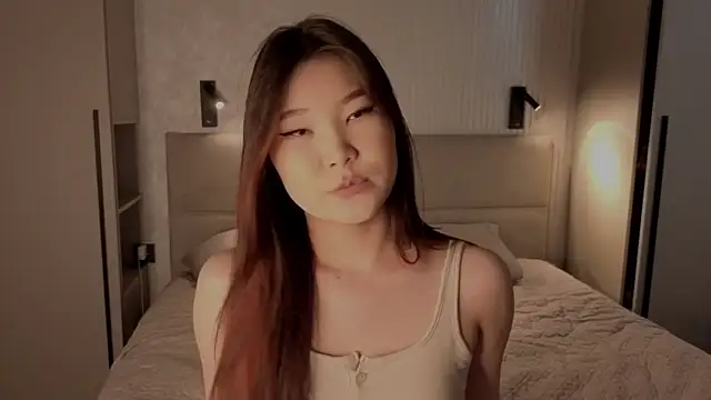 iamyuki online show from 12-02-25, 05:13