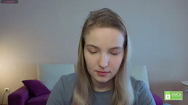 HongTomczak online show from 05-14-26, 07:37