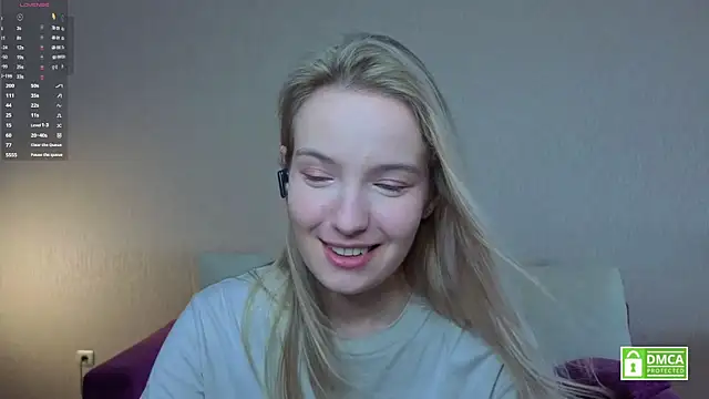 HongTomczak online show from 06-10-26, 07:40