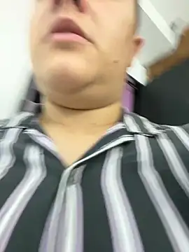 IanGilbert online show from 01-08-26, 04:37