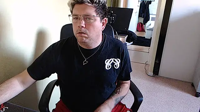 blueandwhite1 online show from 12-27-24, 03:26