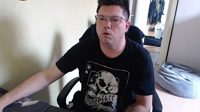 blueandwhite1 online show from 03-12-25, 11:20