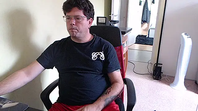 blueandwhite1 online show from 09-10-25, 07:30