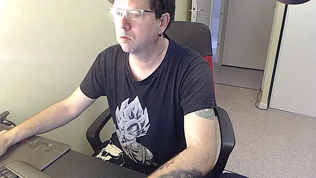 blueandwhite1 online show from 03-11-26, 07:47