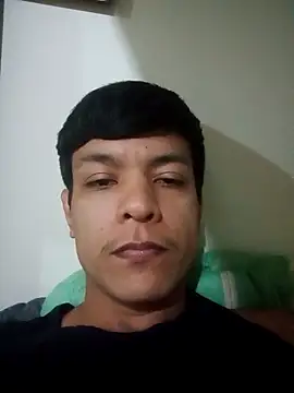 Snapshot of WillRodriguesf10 chatting on 11-07-25, 10:54 WillRodriguesf10 online show from 11-07-25, 10:54