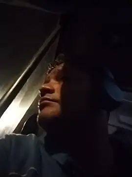 danigarci2307 online show from 11-16-25, 05:35