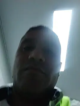 Snapshot of danigarci2307 chatting on 04-17-26, 01:30 danigarci2307 online show from 04-17-26, 01:30