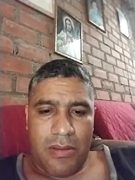 Snapshot of danigarci2307 chatting on 06-06-26, 05:28 danigarci2307 online show from 06-06-26, 05:28