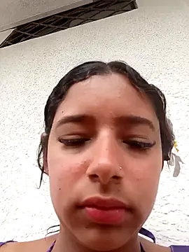 Zoe-Johnson  online show from 10-20-25, 08:09