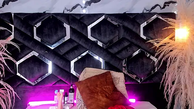 Zoe-Johnson  online show from 01-09-26, 09:49