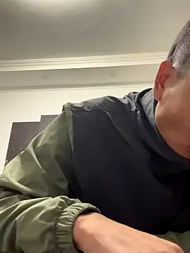 Snapshot of YJBJ258258 chatting on 11-16-25, 02:55 YJBJ258258 online show from 11-16-25, 02:55