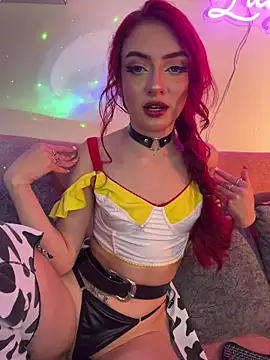 LucyGray online show from 11-18-25, 04:39