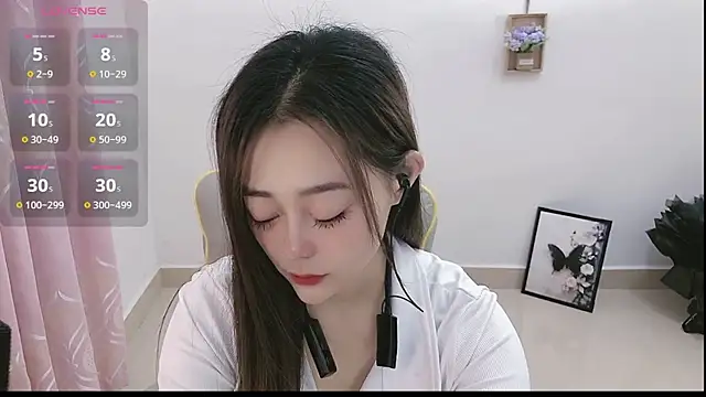 Abb-qiaoyi online show from 10-14-25, 10:21