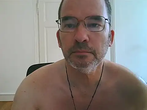 stallionrider88 online show from 06-11-26, 10:35