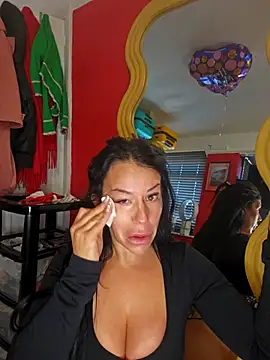 Filthymaddymilfy25 online show from 04-13-26, 08:31